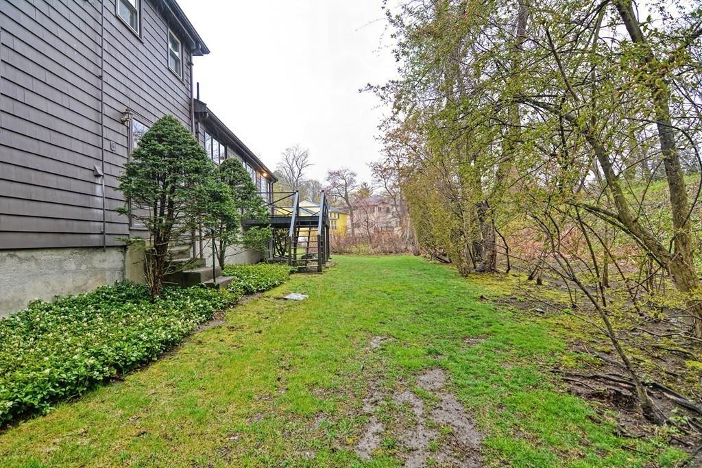 92 Cragmore Road Newton, MA 02461 - Photo 6 of 42