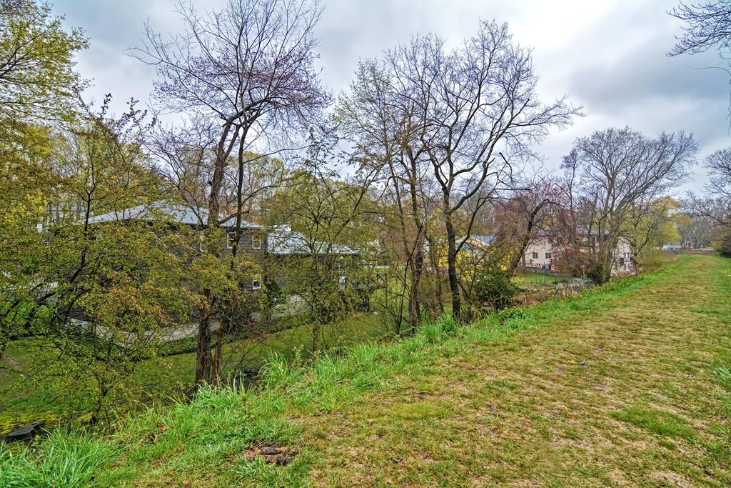 92 Cragmore Road Newton, MA 02461 - Photo 10 of 42