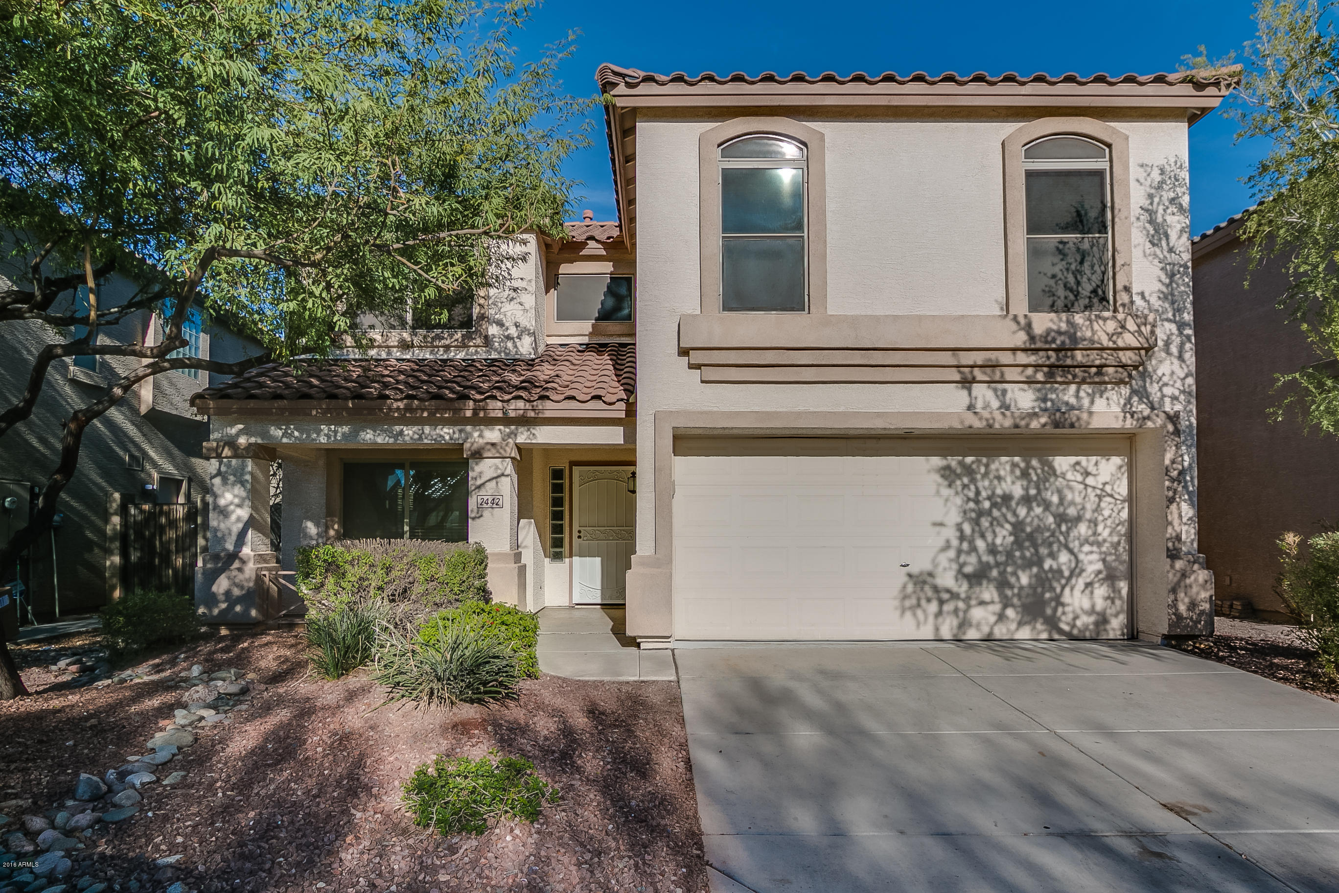 2442 West Via Dona Road Phoenix, AZ 85085 - Photo 1 of 15 Via Dona-02