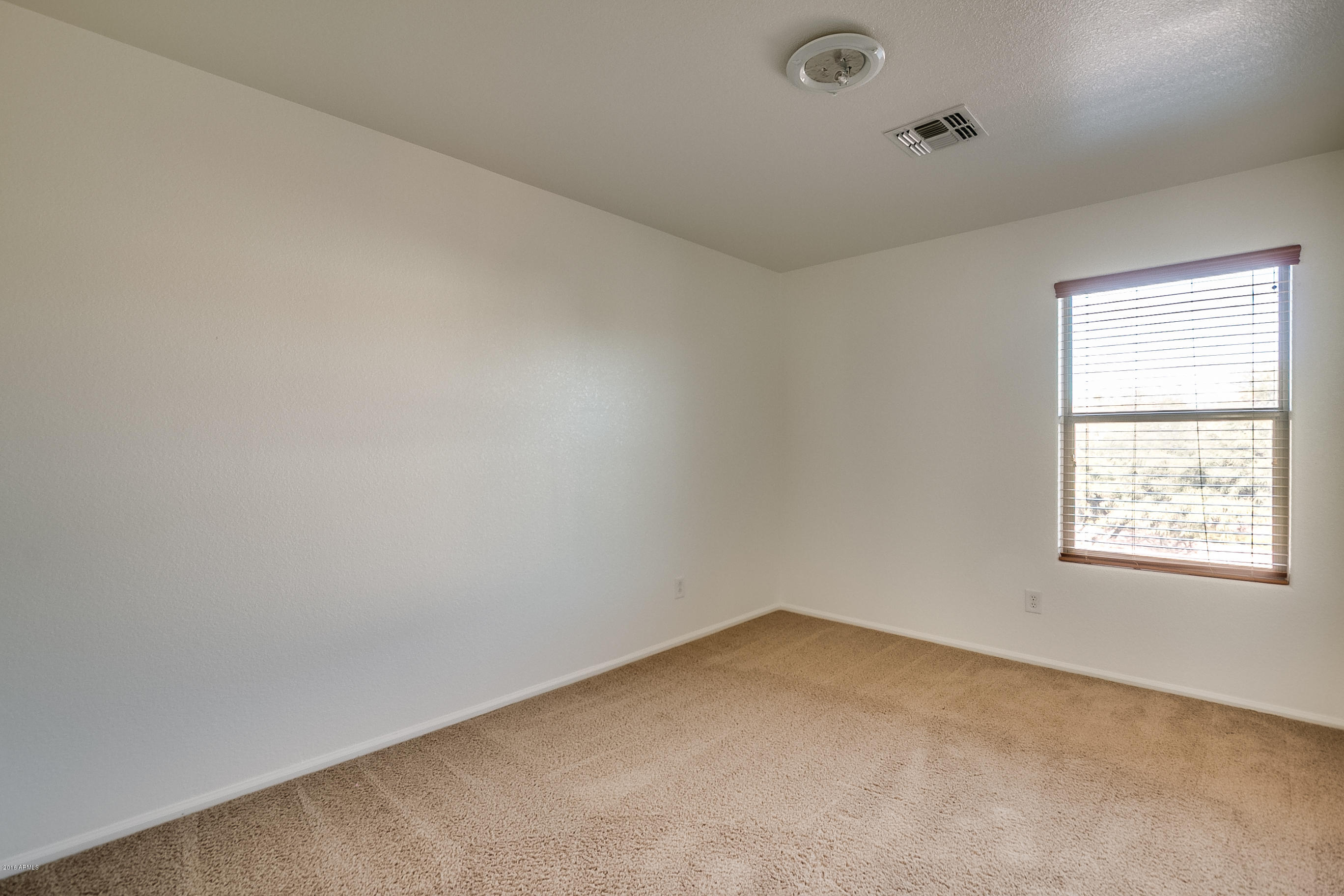 2442 West Via Dona Road Phoenix, AZ 85085 - Photo 11 of 15 Via Dona-37