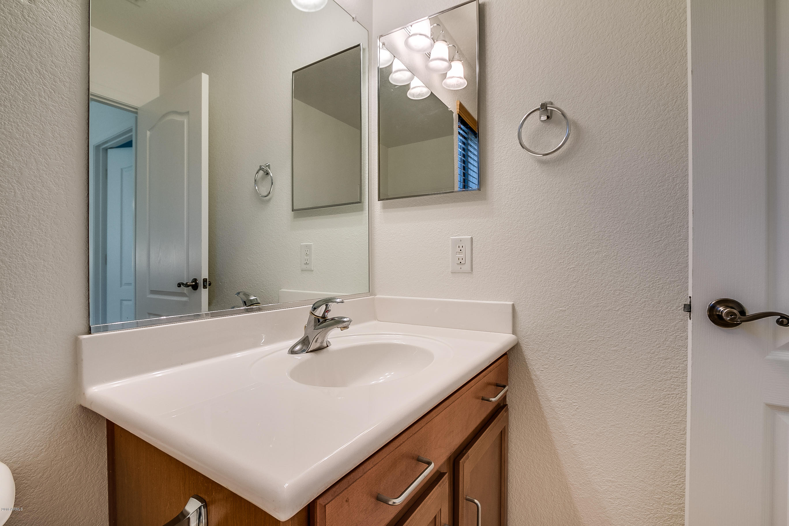 2442 West Via Dona Road Phoenix, AZ 85085 - Photo 12 of 15 Via Dona-36