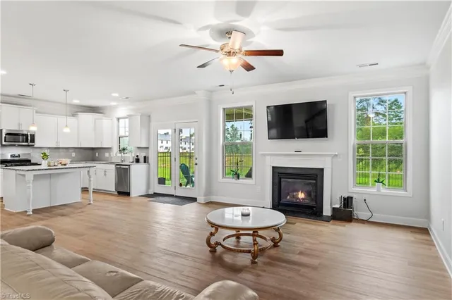 $439,400 | 1823 Ridge Creek Drive, Kernersville, NC 27284