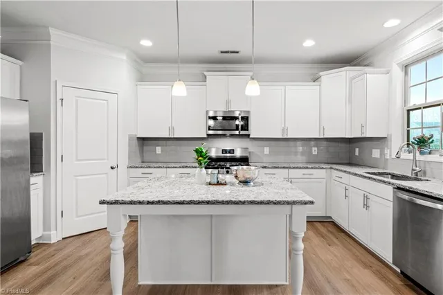 $439,400 | 1823 Ridge Creek Drive, Kernersville, NC 27284