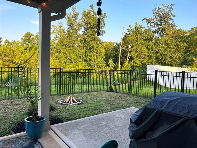 $439,400 | 1823 Ridge Creek Drive, Kernersville, NC 27284