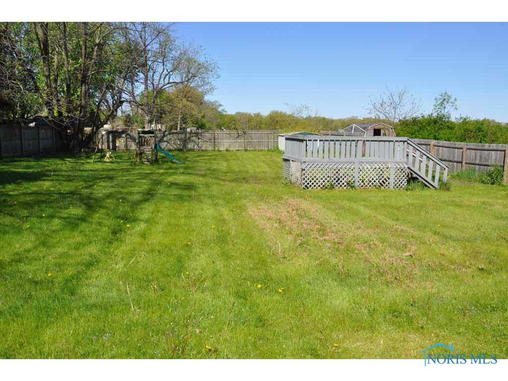 2828 Port Clinton Road Fremont, OH 43420 - Photo 20 of 20 Backyard.