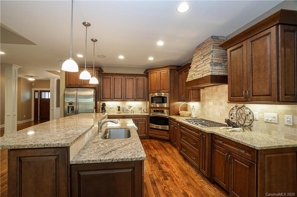 259 Ridge Reserve Drive Clover, SC 29710 - Photo 9 of 48 Gallery Image 9