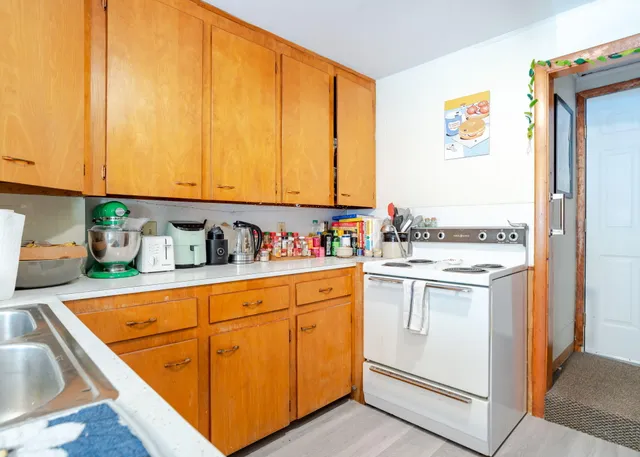 $1,375,000 | 84 Johnson Road, Gorham, ME 04038