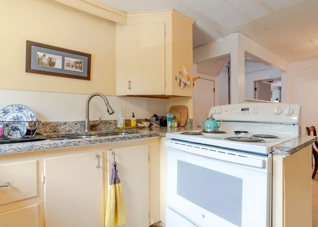 $1,375,000 | 84 Johnson Road, Gorham, ME 04038