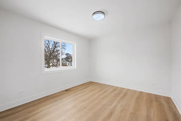 $499,000 | 8245 43rd Place, Lyons, IL 60534