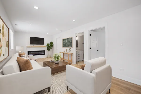 $499,000 | 8245 43rd Place, Lyons, IL 60534