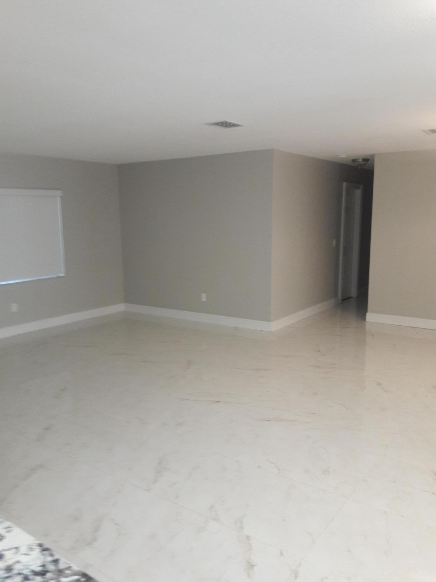 22317 Boulder Street Boca Raton, FL 33428 - Photo 5 of 27 20171230_160339