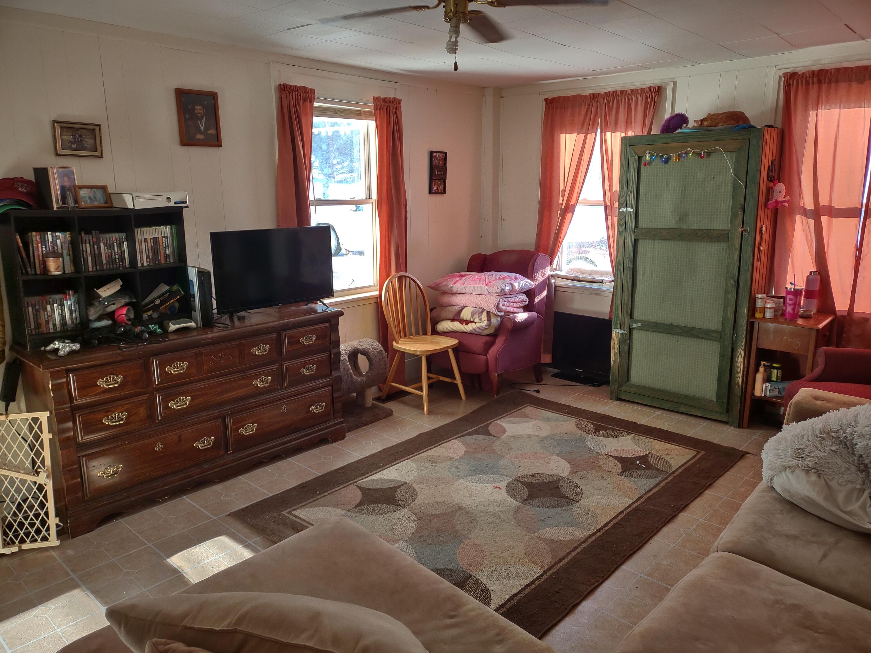 92 Enfield Road Lincoln, ME 04457 - Photo 15 of 29 IMG_20220201_150915884_HDR