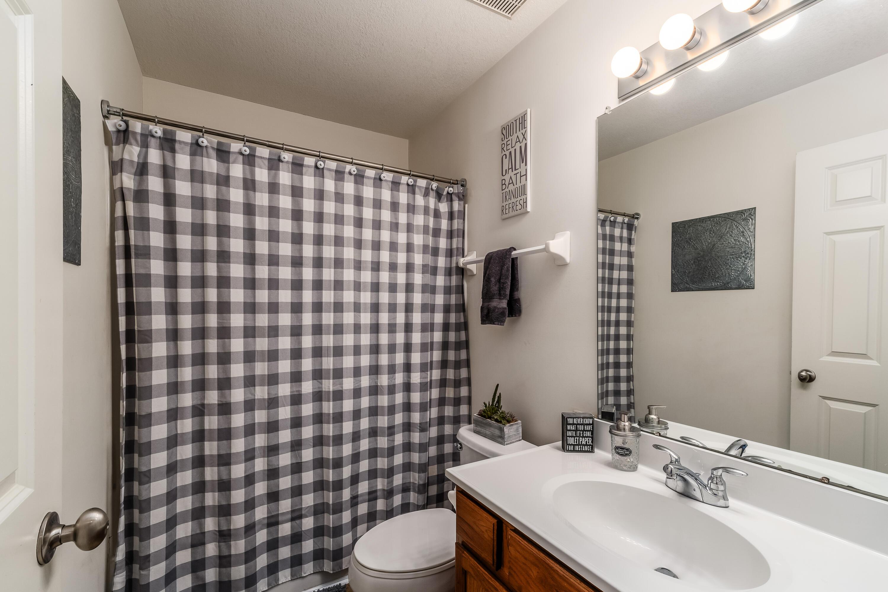 629 Herman Road, Unit 3302 Columbus, OH 43230 - Photo 10 of 15 S_-_629_Herman_Ct_-_068