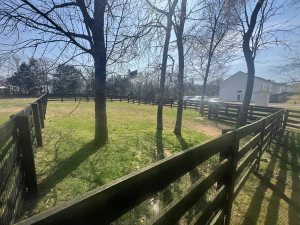 $1,875 | 1019 Briggs Lane, Spring Hill, TN 37174