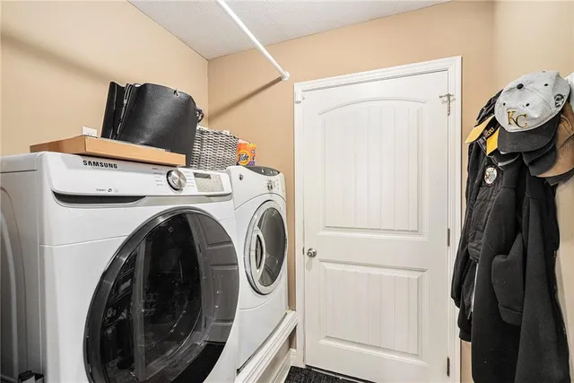 $408,000 | 104 Prairie Rose Circle, Smithville, MO 64089