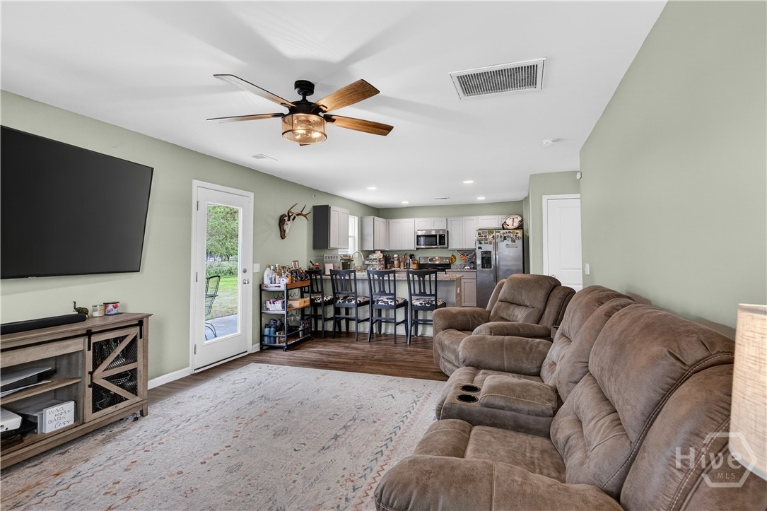 195 Tondee Way Midway, GA 31320 - Photo 12 of 36