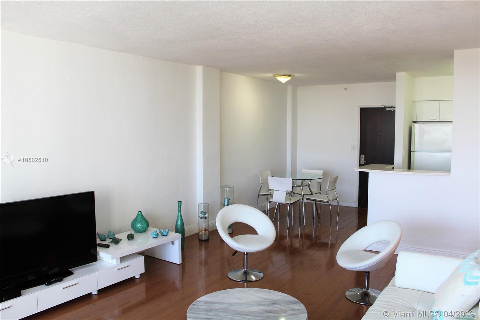 1500 Bay Road, Unit 904S Miami Beach, FL 33139 - Photo 5 of 13