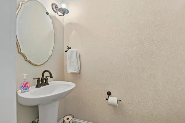 $5,950 | 294 Congress Street, Charleston, SC 29403