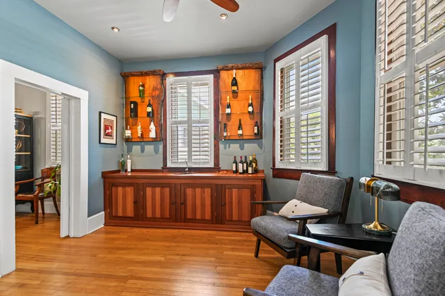 $5,950 | 294 Congress Street, Charleston, SC 29403