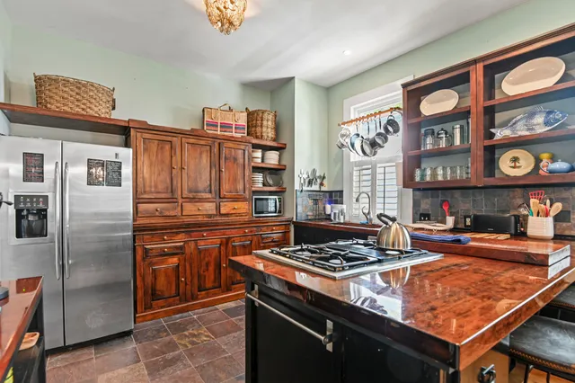 $5,950 | 294 Congress Street, Charleston, SC 29403