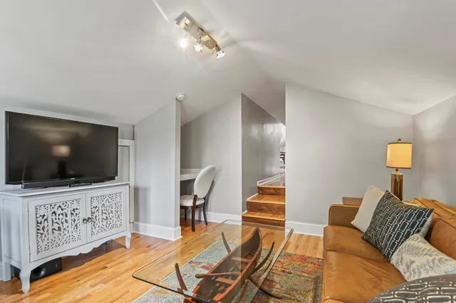 $5,950 | 294 Congress Street, Charleston, SC 29403