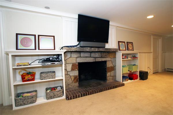 52 Emerson Road Wellesley, MA 02481 - Photo 18 of 21