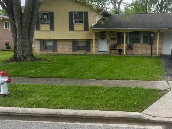 $329,900 | 439 Foxwood Drive, Columbus, OH 43230