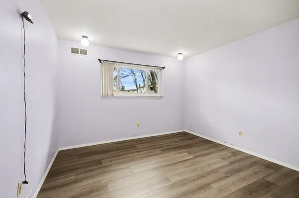 $309,900 | 33057 Sherwood Forest Drive, Sterling Heights, MI 48310