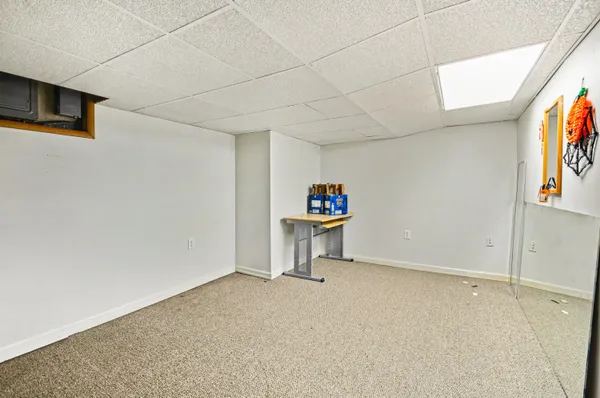 $309,900 | 33057 Sherwood Forest Drive, Sterling Heights, MI 48310