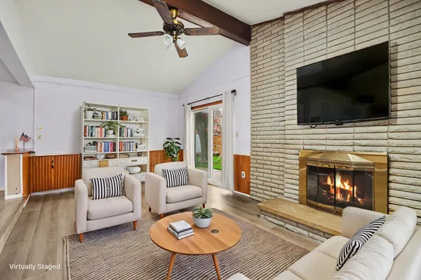 $309,900 | 33057 Sherwood Forest Drive, Sterling Heights, MI 48310