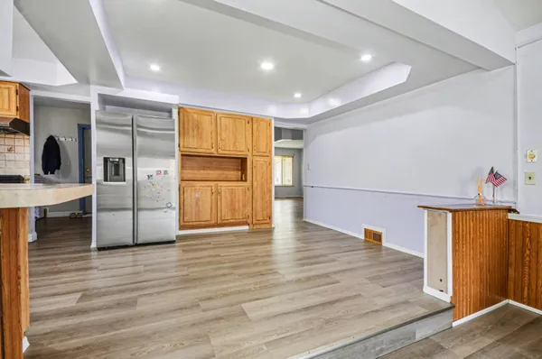 $309,900 | 33057 Sherwood Forest Drive, Sterling Heights, MI 48310