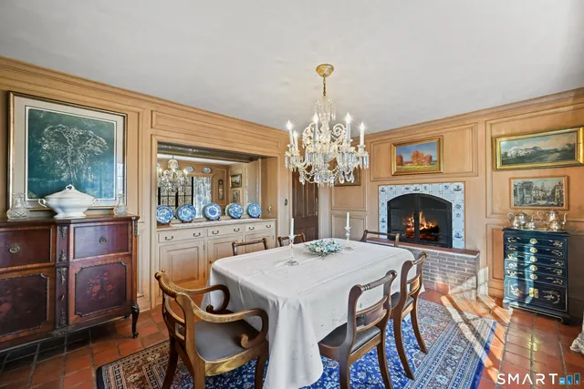 $1,695,000 | 14 Langner Lane, Weston, CT 06883