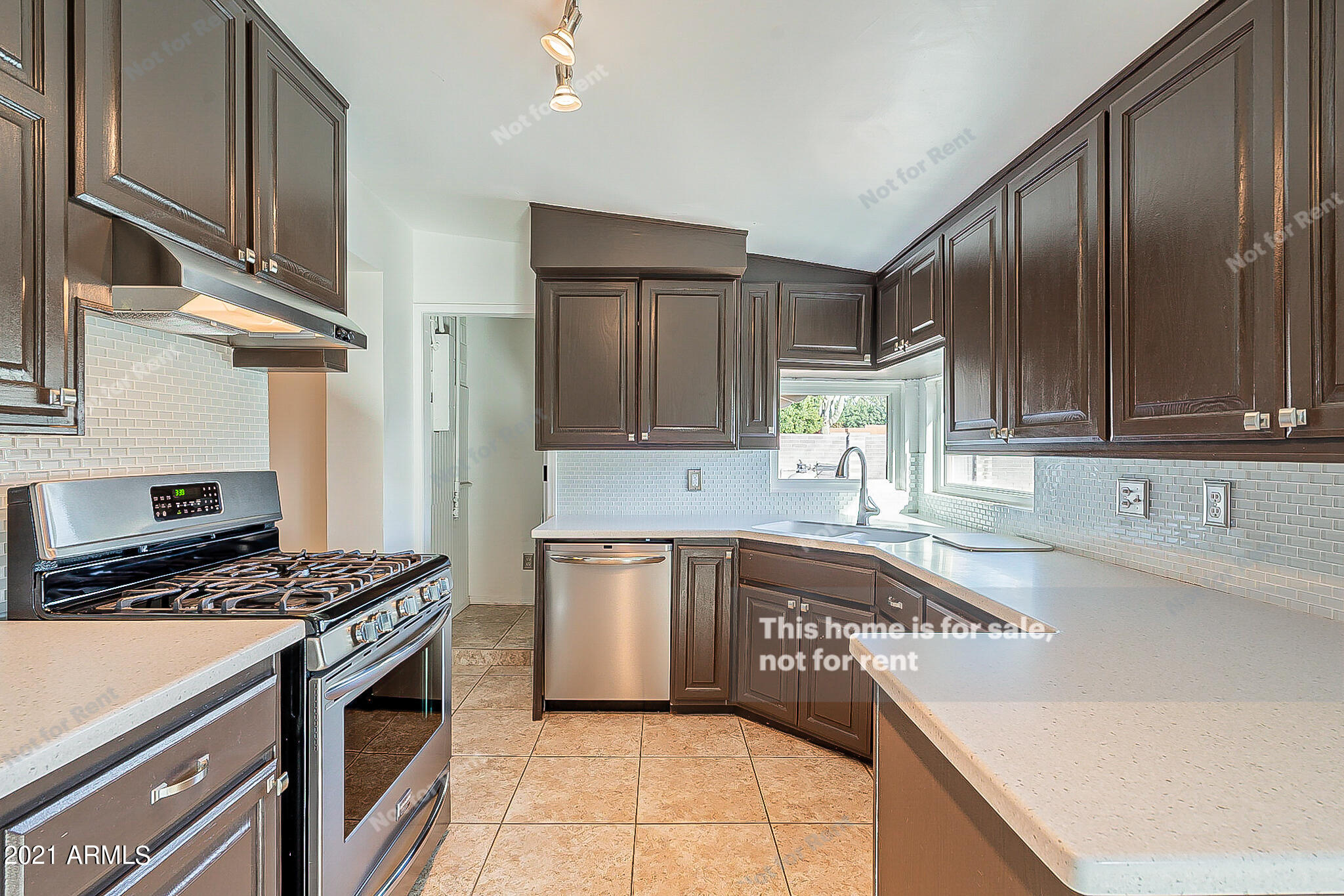 8343 East Camelback Road Scottsdale, AZ 85251 - Photo 7 of 31 photo_08