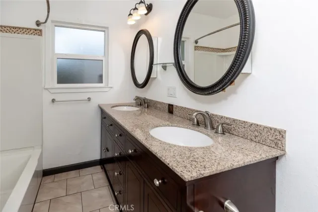 $1,125,000 | 1967 8th Street, San Fernando, CA 91340