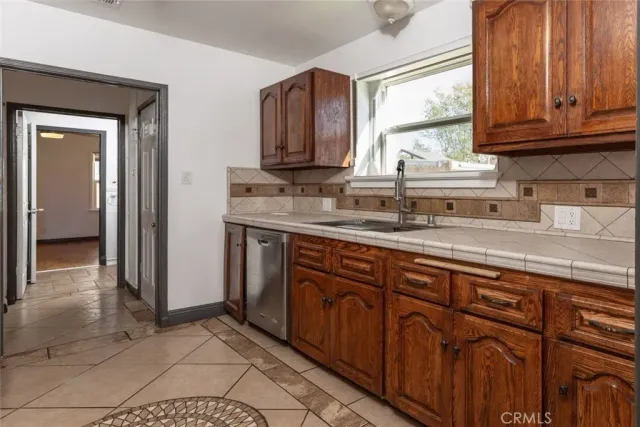 $1,125,000 | 1967 8th Street, San Fernando, CA 91340