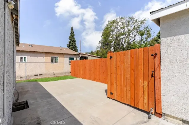 $1,125,000 | 1967 8th Street, San Fernando, CA 91340