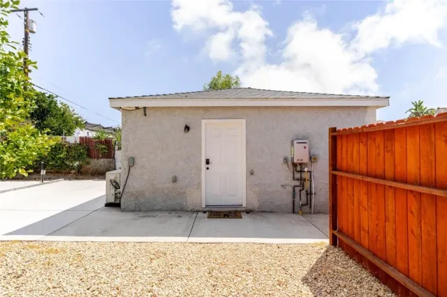 $1,125,000 | 1967 8th Street, San Fernando, CA 91340