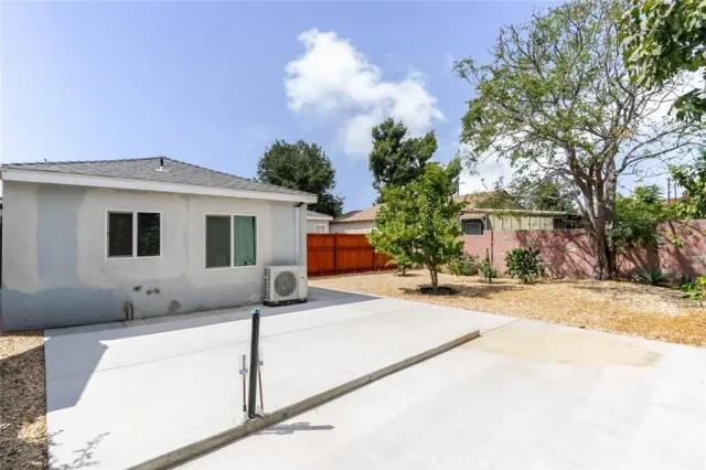 $1,125,000 | 1967 8th Street, San Fernando, CA 91340