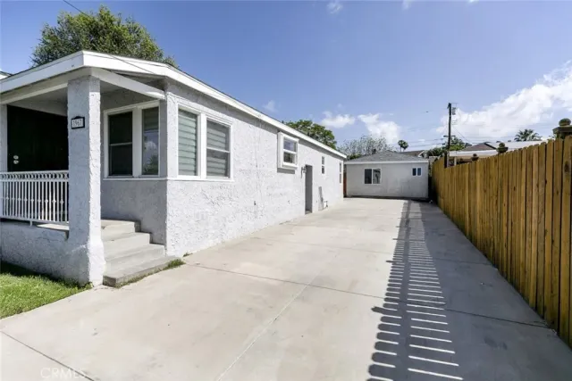 $1,125,000 | 1967 8th Street, San Fernando, CA 91340