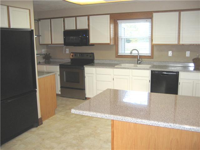 8194 Harlem Road Westerville, OH 43081 - Photo 5 of 25 Gallery Image 5