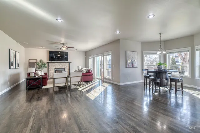 $999,900 | 85 South Vandries Avenue, Eagle, ID 83616