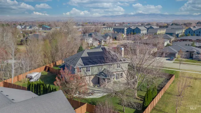 $999,900 | 85 South Vandries Avenue, Eagle, ID 83616