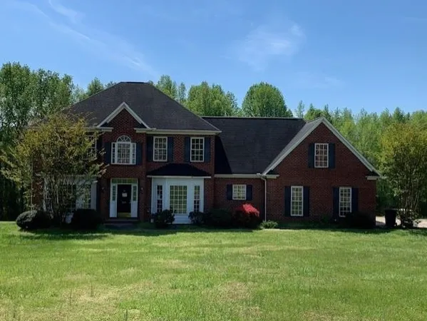 $449,000 | 453 Waterford Point Drive, Boiling Springs, SC 29316