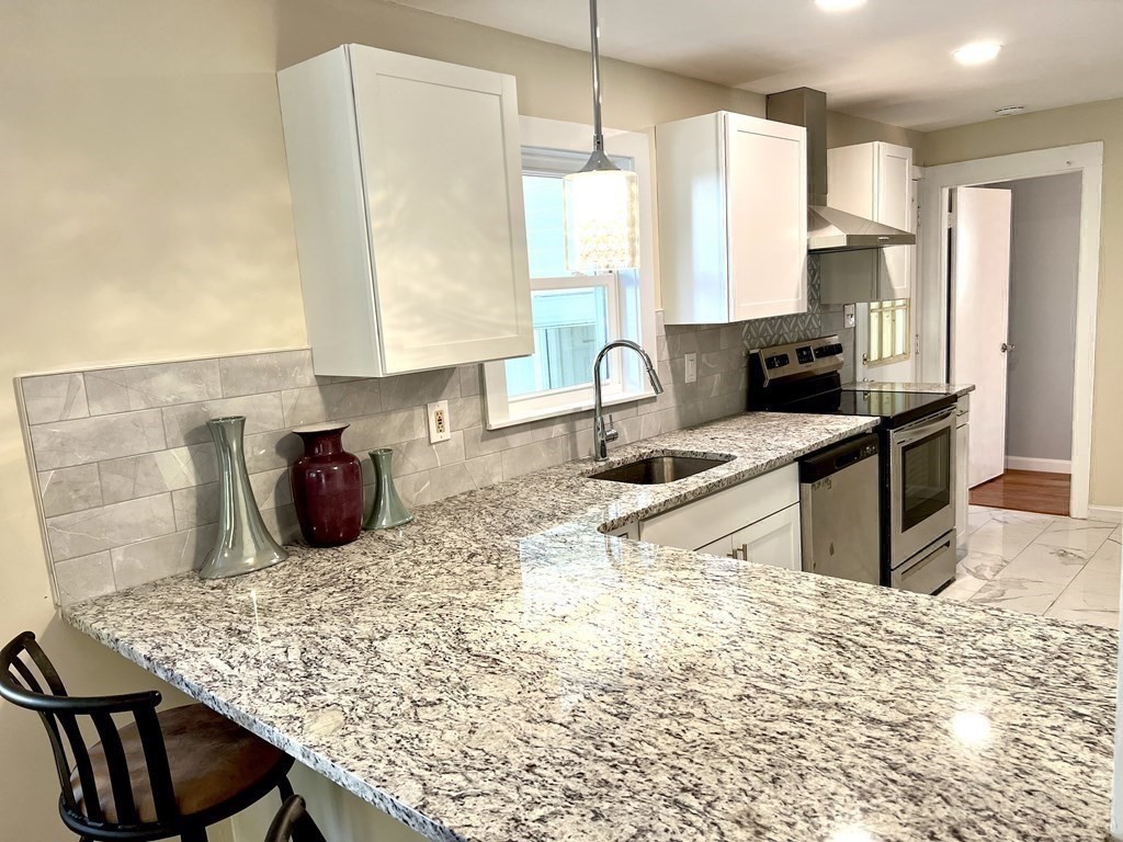 2 Rolfe Avenue Worcester, MA 01604 - Photo 14 of 38 Gallery Image 14
