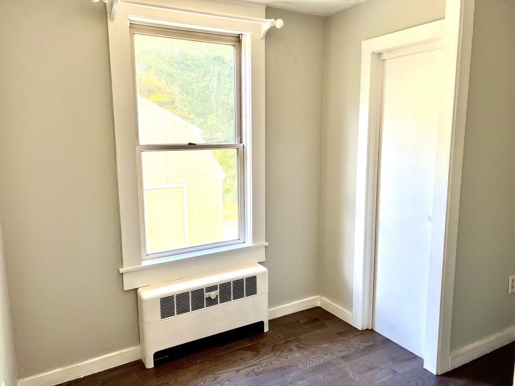 2 Rolfe Avenue Worcester, MA 01604 - Photo 20 of 38 Gallery Image 20