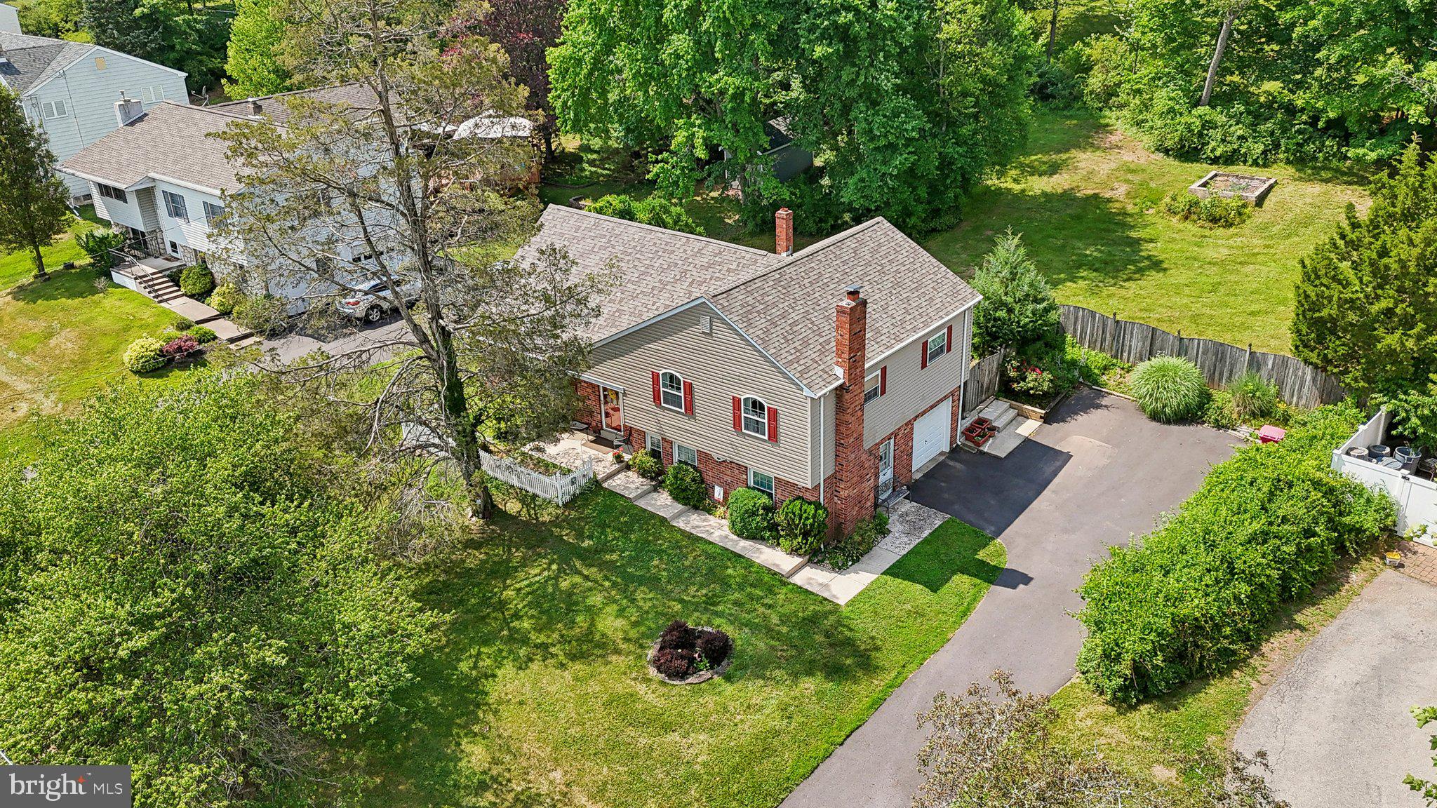 701 Meadowlark Road Norristown, PA 19403 - Photo 29 of 35 Check Out the BRAND New Roof