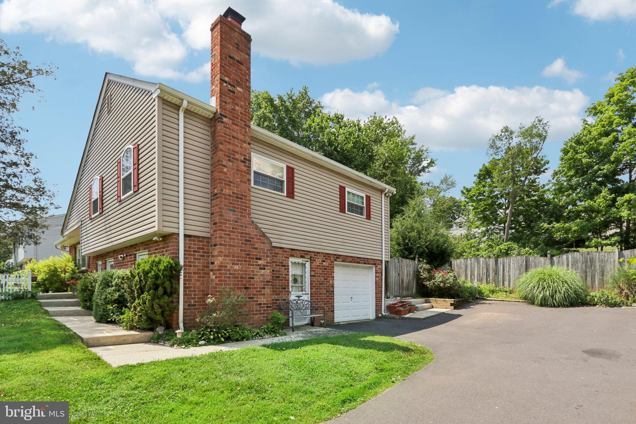 701 Meadowlark Road Norristown, PA 19403 - Photo 4 of 35 1 Car Garage and Plenty of Driveway Parking