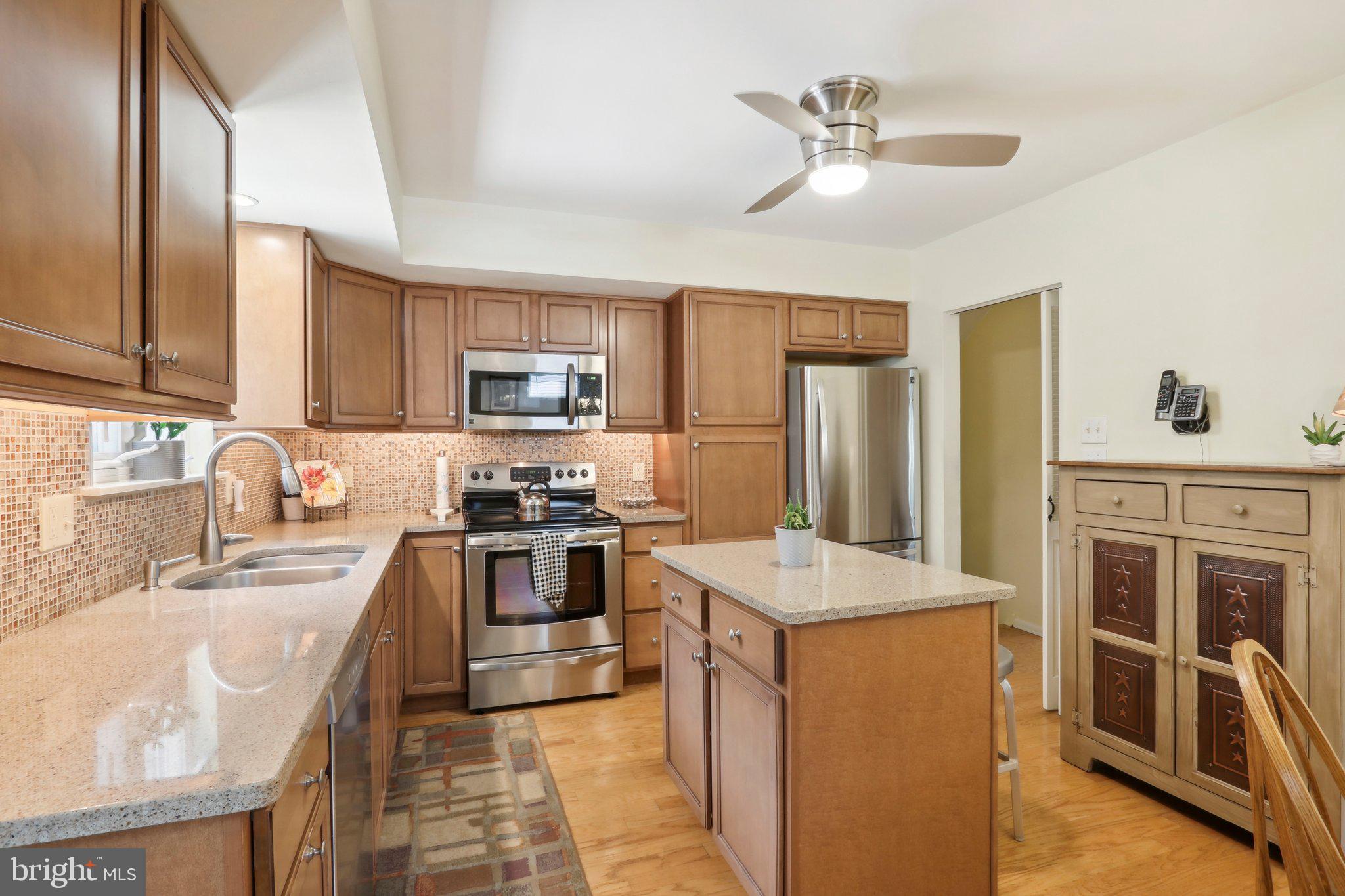 701 Meadowlark Road Norristown, PA 19403 - Photo 8 of 35 Kitchen