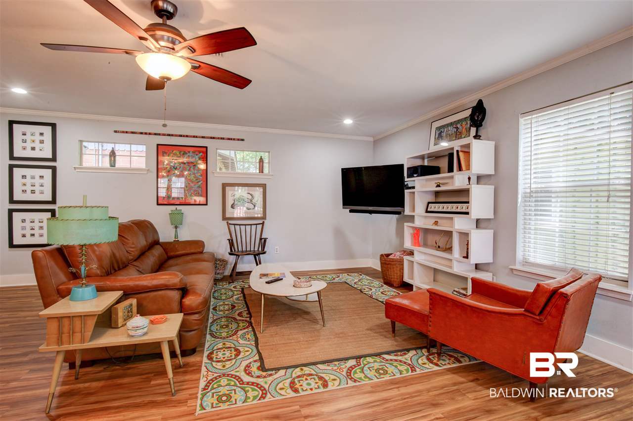 206 Orange Avenue Fairhope, AL 36532 - Photo 9 of 32 living room