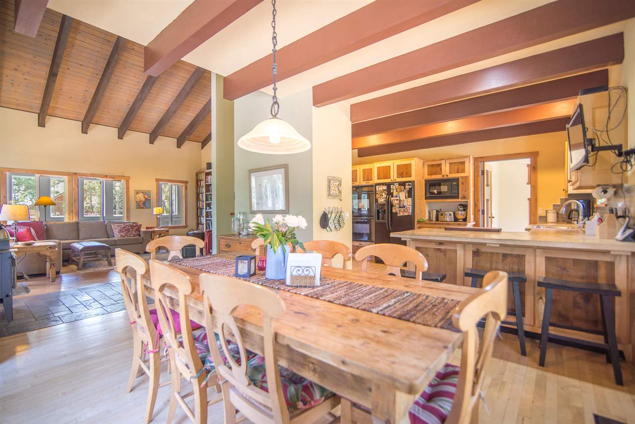10889 Blueberry Road Truckee, CA 96161 - Photo 7 of 14 Gallery Image 7